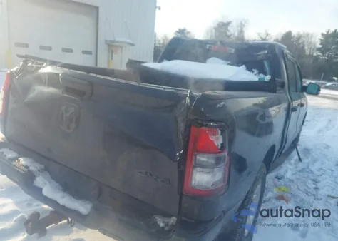 2019 Ram 1500 Big Horn/Lone Star 4X4 6'4 Box z USA, uszkodzony, nr VIN 1C6SRFMT1KN625638